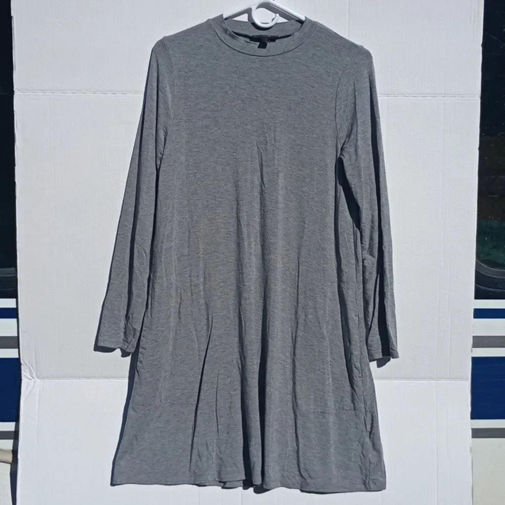 Medium J. Crew Mock Neck Gray Jersey Long Sleeve Swing Sweater Dress Pockets